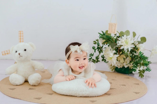 借卵生子咨询几个月宝宝可以吃水果